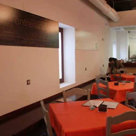 Ξενοδοχείο Hotel-restaurante Casa Blava Alzira